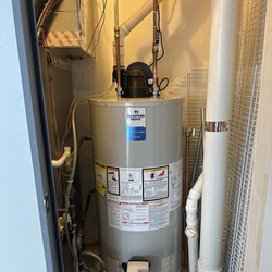 Emergency Plumbing pros in Gas & Electric Water Heater Installation